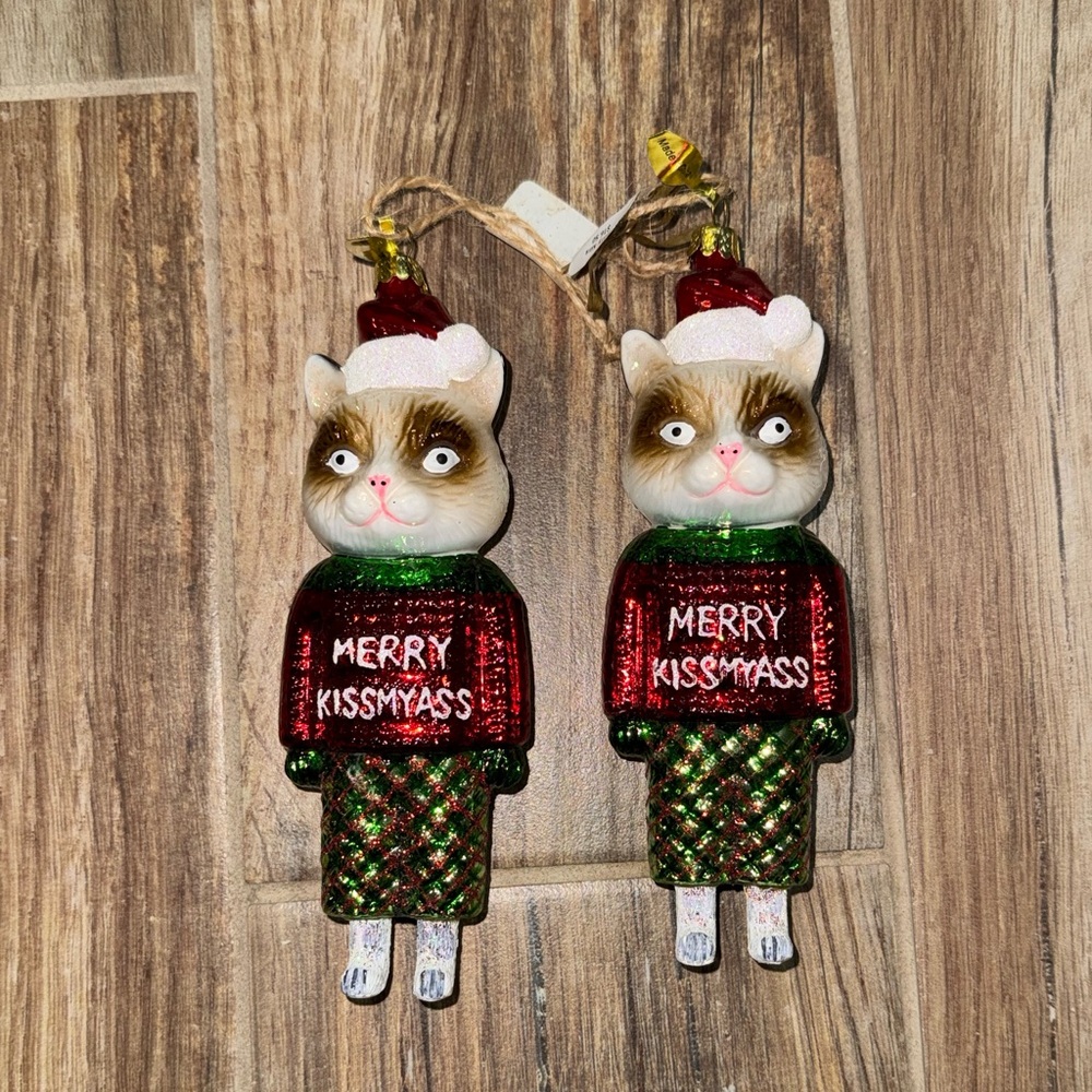 Merry Kissmyass Cat Ornament